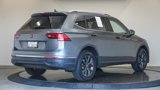 Used 2022 Volkswagen Tiguan SE image 4