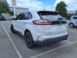 Used 2020 Ford Edge SE image 4