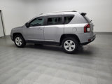 Used 2016 Jeep Compass Latitude image 3