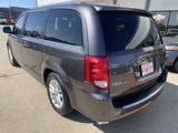 Used 2018 Dodge Grand Caravan SXT image 3