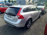 Used 2016 Volvo V60 T5 Cross Country w/ Climate Package image 3