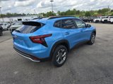 New 2025 Chevrolet Trax LT w/ LT Convenience Package image 3