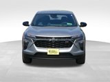 Used 2025 Chevrolet Trax RS w/ Driver Confidence Package image 2