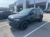 Used 2018 Jeep Grand Cherokee Altitude image 3