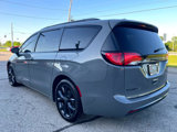 Used 2020 Chrysler Pacifica Touring-L Plus w/ S Appearance Package image 5