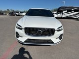 Used 2022 Volvo XC60 B5 Inscription w/ Advanced Package image 2