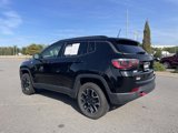 Used 2019 Jeep Compass Trailhawk image 5