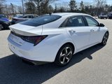 Used 2022 Hyundai Elantra Limited image 5