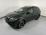 Used 2019 Nissan Pathfinder SL image 2