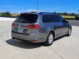 Used 2016 Volkswagen Golf S image 5