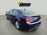Used 2017 Chrysler 300 Limited image 3