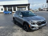 Used 2024 Kia Seltos EX image 3