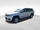 Used 2023 Jeep Grand Cherokee L Laredo image 3
