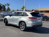 Used 2017 Toyota Highlander Plus image 3
