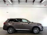 Used 2018 Mitsubishi Outlander SEL image 2