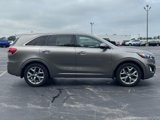 Used 2017 Kia Sorento SX image 2