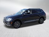 Used 2021 Volkswagen Tiguan SE w/ Panoramic Sunroof Package image 3
