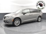 Used 2023 Chrysler Pacifica Touring-L image 3