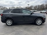 Used 2022 Chevrolet Equinox LT image 2