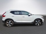 Used 2019 Volvo XC40 T5 Momentum image 4