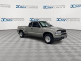 Used 2002 Chevrolet S10 Pickup LS w/ LS Preferred Equipment Group image 2