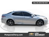 Used 2019 Toyota Camry LE image 2