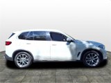 Used 2019 BMW X5 xDrive40i w/ Premium Package 2 image 2
