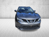 Used 2017 Nissan Rogue Sport SV image 2