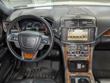 Used 2018 Lincoln Continental Select w/ Continental Climate Package image 5