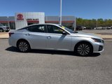 Used 2024 Nissan Altima 2.5 SV image 2