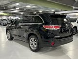 Used 2015 Toyota Highlander LE image 4