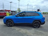 Used 2023 Jeep Cherokee Altitude Lux w/ Lux Elite Package image 2