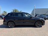 Used 2023 Volkswagen Tiguan SE w/ Panoramic Sunroof Package image 5