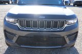 New 2025 Jeep Grand Cherokee Laredo w/ Luxury Tech Group I image 2