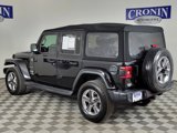 Used 2018 Jeep Wrangler Unlimited Sahara image 3
