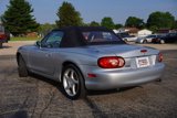 Used 2003 MAZDA MX-5 Miata image 2