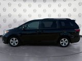 Used 2015 Toyota Sienna LE image 2