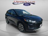 Used 2020 Ford Escape SE Sport image 2
