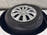 Used 2015 Toyota Camry LE image 4