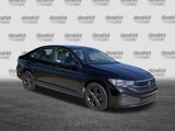 Used 2022 Volkswagen Jetta SE w/ Panoramic Sunroof Package image 2