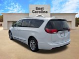 Certified 2020 Chrysler Pacifica Limited image 5