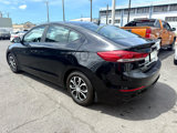 Used 2017 Hyundai Elantra SE image 3