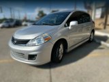 Used 2011 Nissan Versa SL image 3