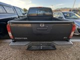 Used 2015 Nissan Frontier SV image 5