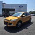 Used 2016 Ford Escape SE w/ SE Cold Weather Package image 2