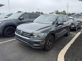 Certified 2021 Volkswagen Tiguan SE w/ Panoramic Sunroof Package image 5