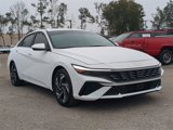 Certified 2024 Hyundai Elantra SEL w/ Convenience Package image 3
