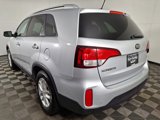 Used 2015 Kia Sorento LX image 4
