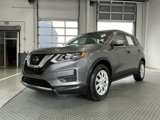 Used 2018 Nissan Rogue S image 2