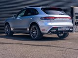 Certified 2025 Porsche Macan image 3